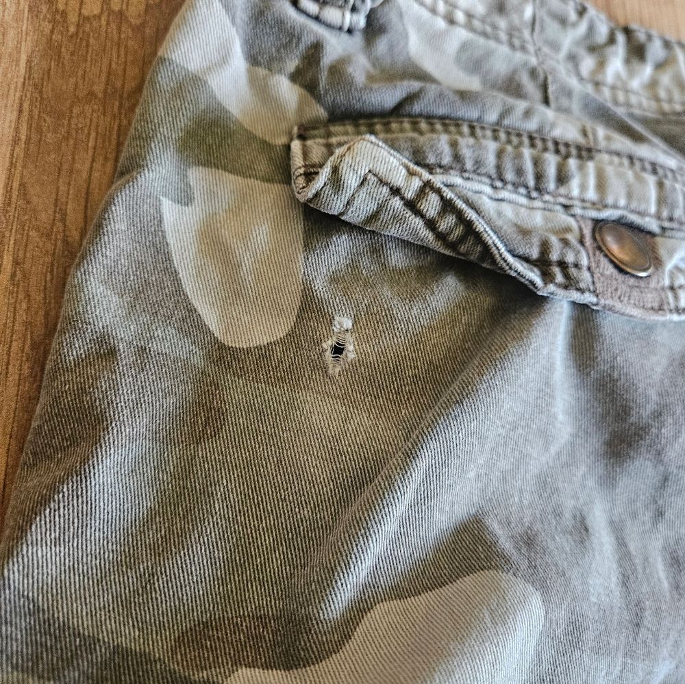 Iron Co. Men's Camouflage Cargo Shorts Size 38 - Picture 8 of 8